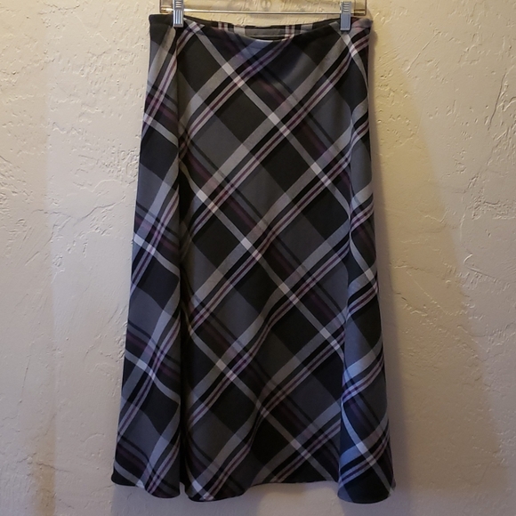 croft & barrow Dresses & Skirts - 🍂🍁 Croft & Barrow Bias Plaid Skirt